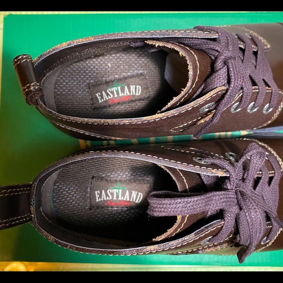 Eastland Brown Ankle Boots - Picture 10 of 12